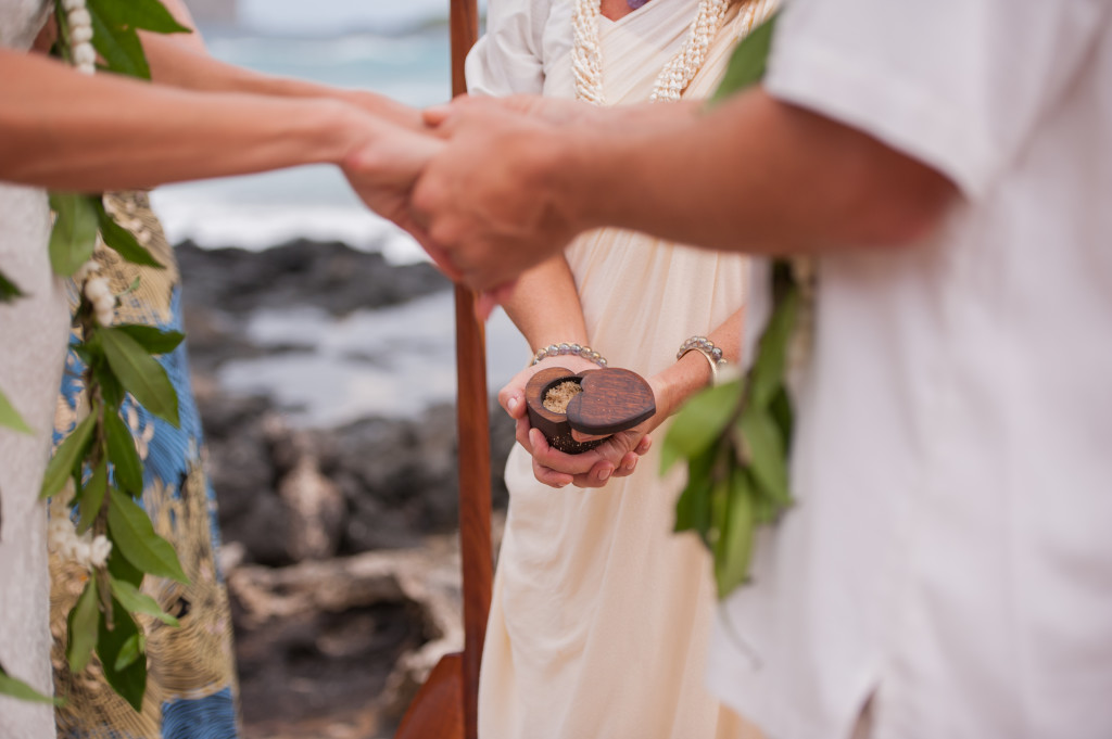 Rachel_Rose_Photography_Hawaii_Oahu_Destination_Wedding_Bride_Groom_Pa`akai